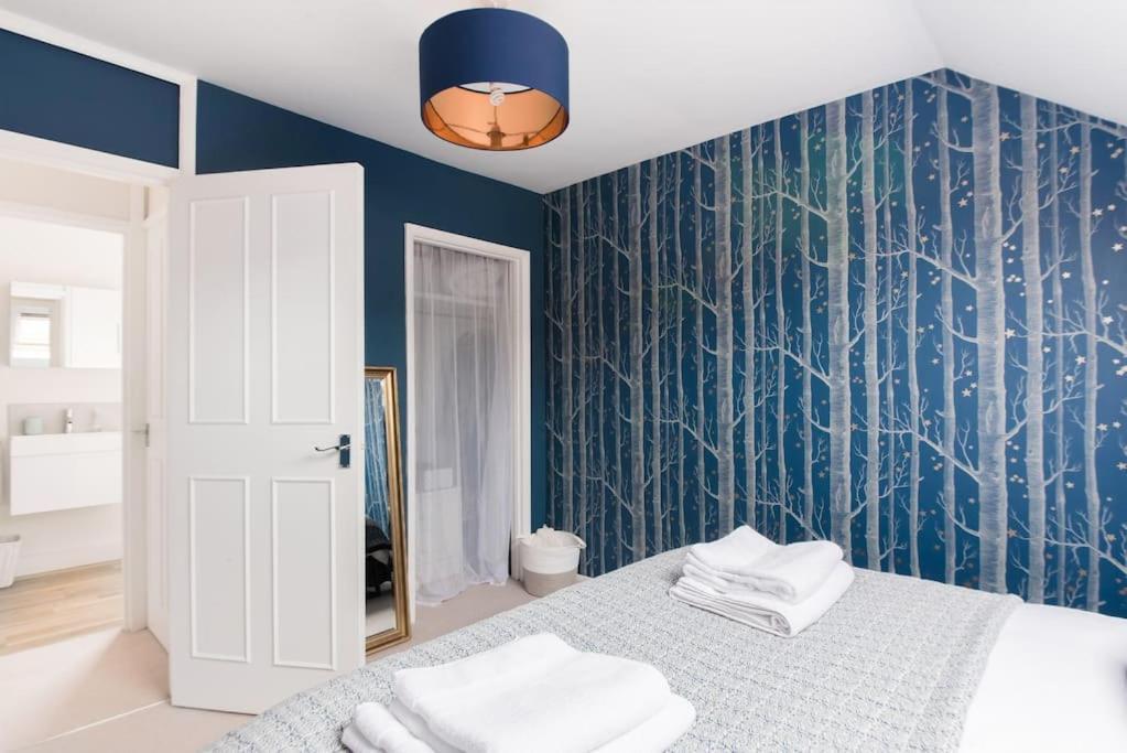 Charlotte Street Apartment Bath Bagian luar foto